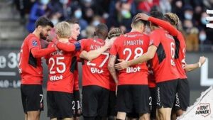 PSG thắng nhọc Rennes ở phút bù giờ với tỷ số 1 - 0