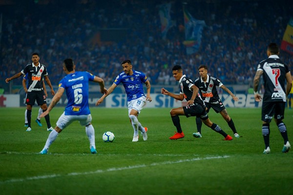 Soi kèo Vasco vs Cruzeiro lúc 02h00 09/7 - Brazil Serie A