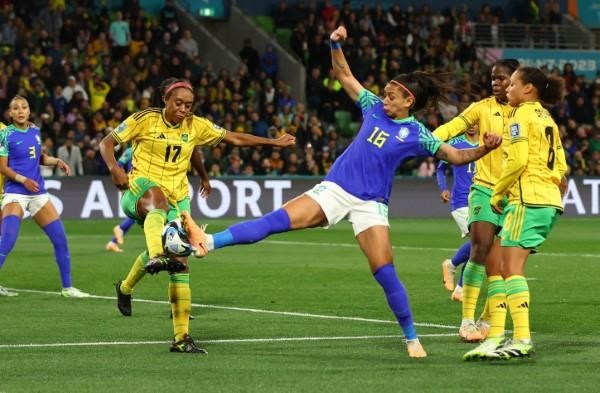 Soi kèo Brazil vs Jamaica lúc 03h00 ngày 2/6 - Giao Hữu Nữ