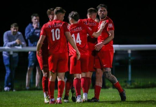 Soi kèo Binfield vs Wokingham lúc 18h30 ngày 3/8 - FA cup