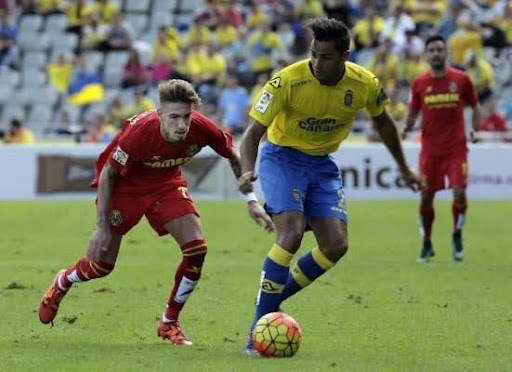 Soi kèo Villarreal vs Las Palmas 02h00 ngày 1/10 - La Liga