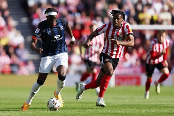 Soi kèo Sunderland vs Luton lúc 02h45 13/2 - Hạng Nhất Anh