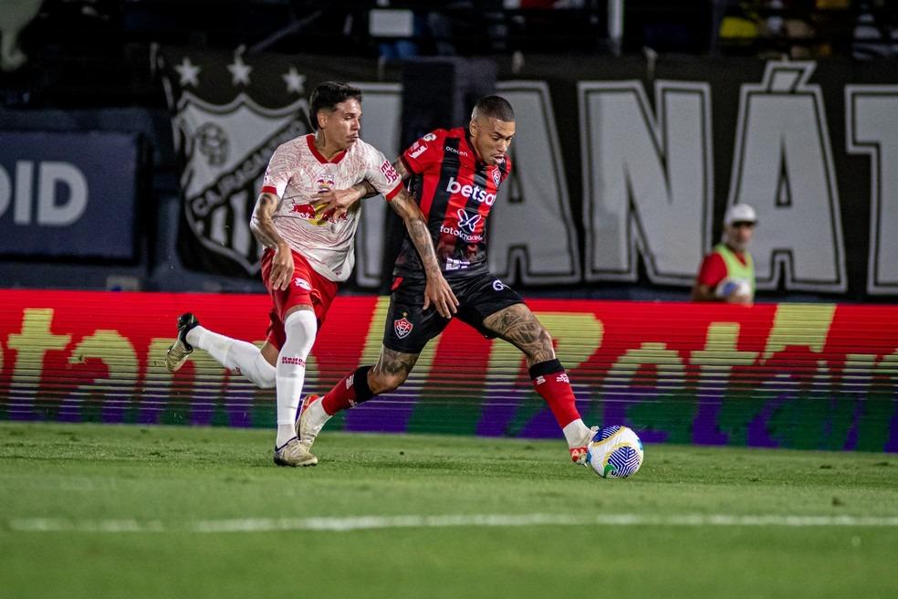 Soi kèo Vitoria vs Bragantino 02h00 21/7 - Brazil Serie A